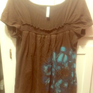 Brown shirt with turquoise flower with glitter
